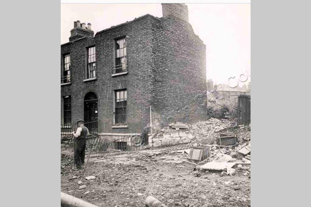 Unique World War II History Attached To This Dwelling Dublin Exterior foto